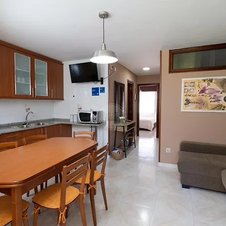 Costero Ubicado En Sardineiro *