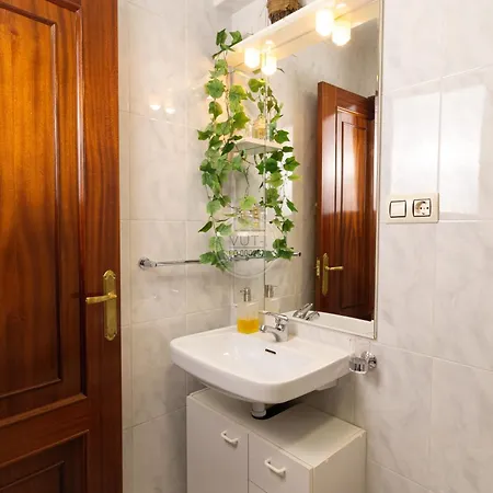 Apartamento Costero Ubicado En Sardineiro Estorde